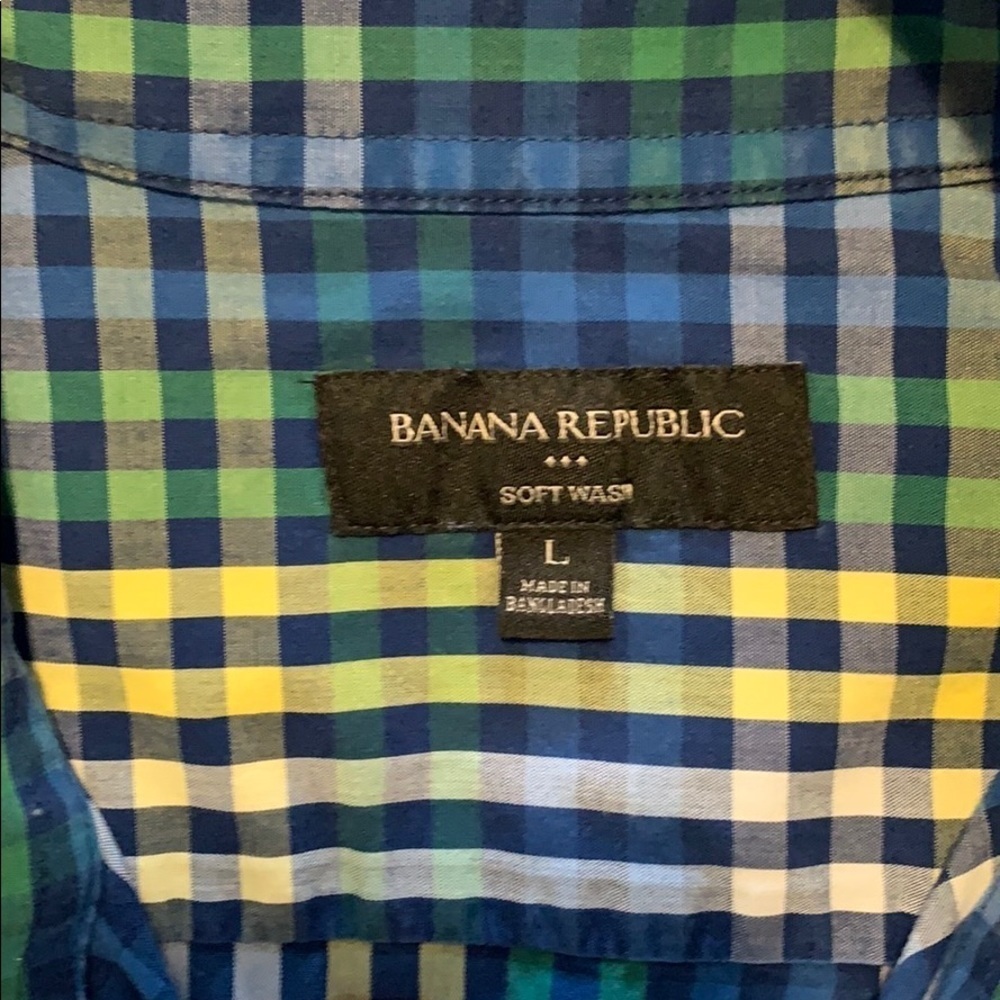 Banana Republic Men’s Soft Wash Button Down - Picture 4 of 6